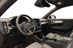 vihreä Volvo XC40 2023 kuva 7.
