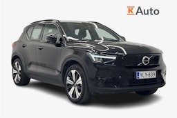 Musta Volvo XC40 2023 kuva 1.