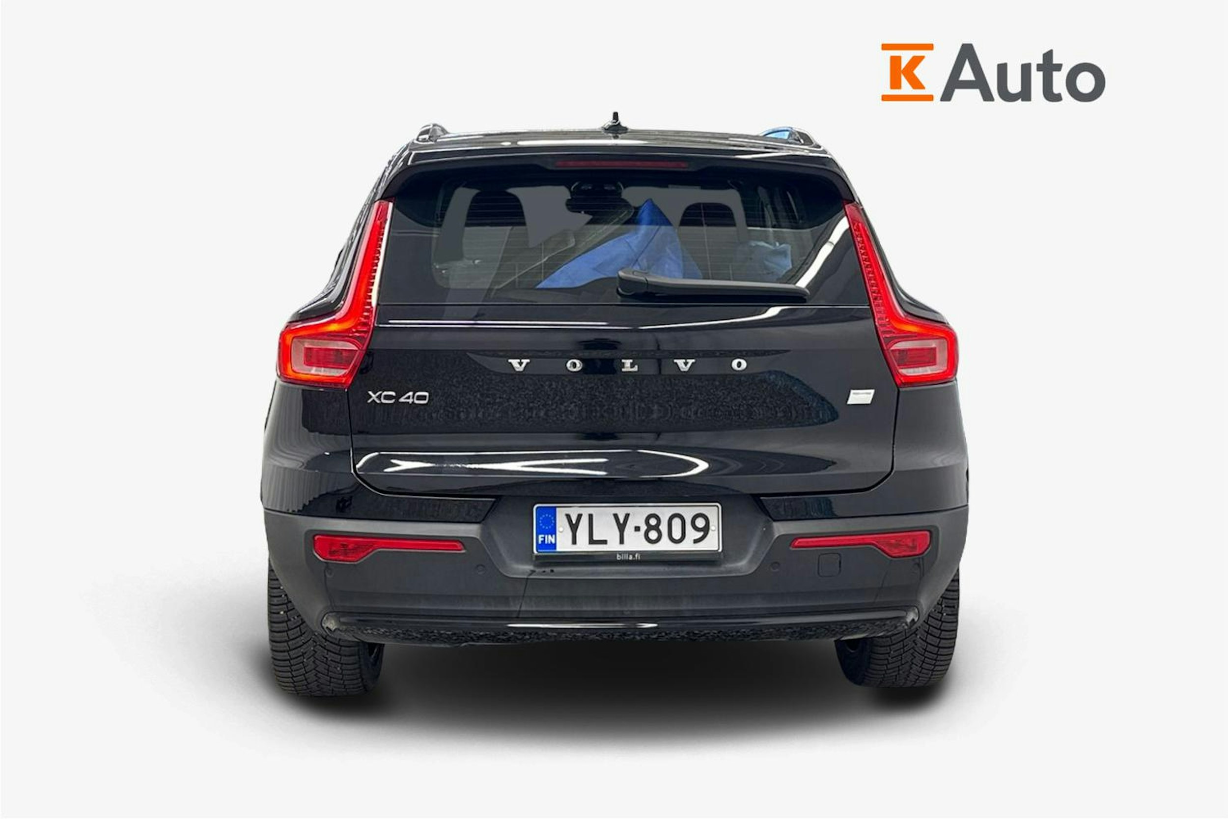 Musta Volvo XC40 2023 kuva 3.