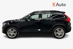 musta Volvo XC40 2023 kuva 6.