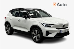 valkoinen Volvo XC40 2023 kuva 1.