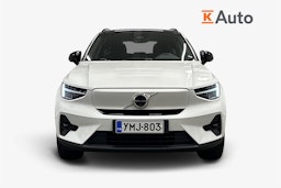 valkoinen Volvo XC40 2023 kuva 5.