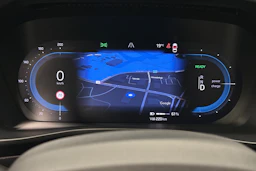 sininen Volvo XC40 2023 kuva 13.
