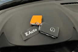 sininen Volvo XC40 2023 kuva 37.