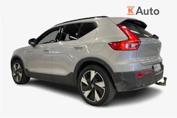 Harmaa Volvo XC40 2024 kuva 2.