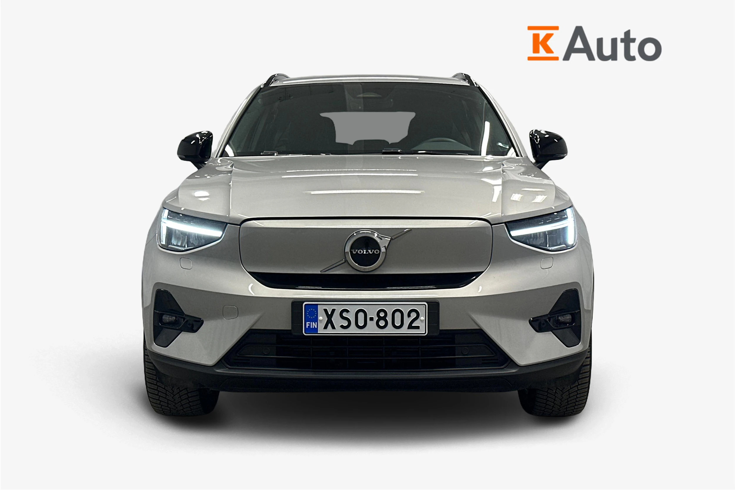 harmaa Volvo XC40 2024 kuva 4.