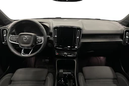 harmaa Volvo XC40 2024 kuva 7.