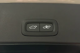 harmaa Volvo XC40 2024 kuva 41.