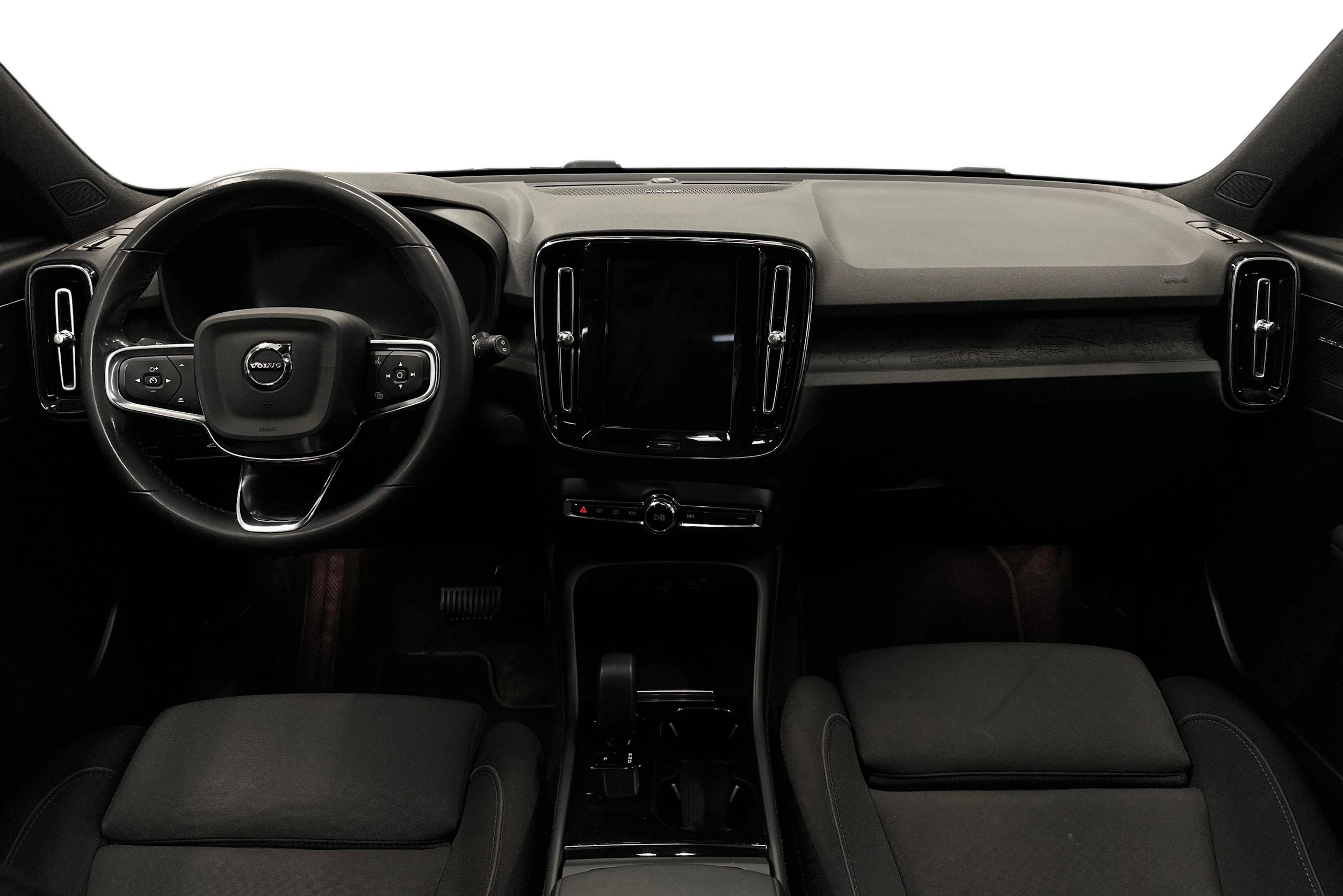 hopea Volvo XC40 2024 kuva 7.