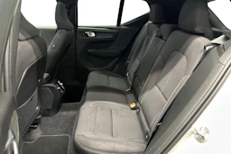 hopea Volvo XC40 2024 kuva 8.