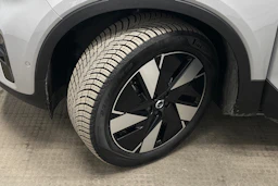 hopea Volvo XC40 2024 kuva 10.