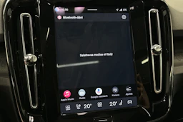 hopea Volvo XC40 2024 kuva 18.