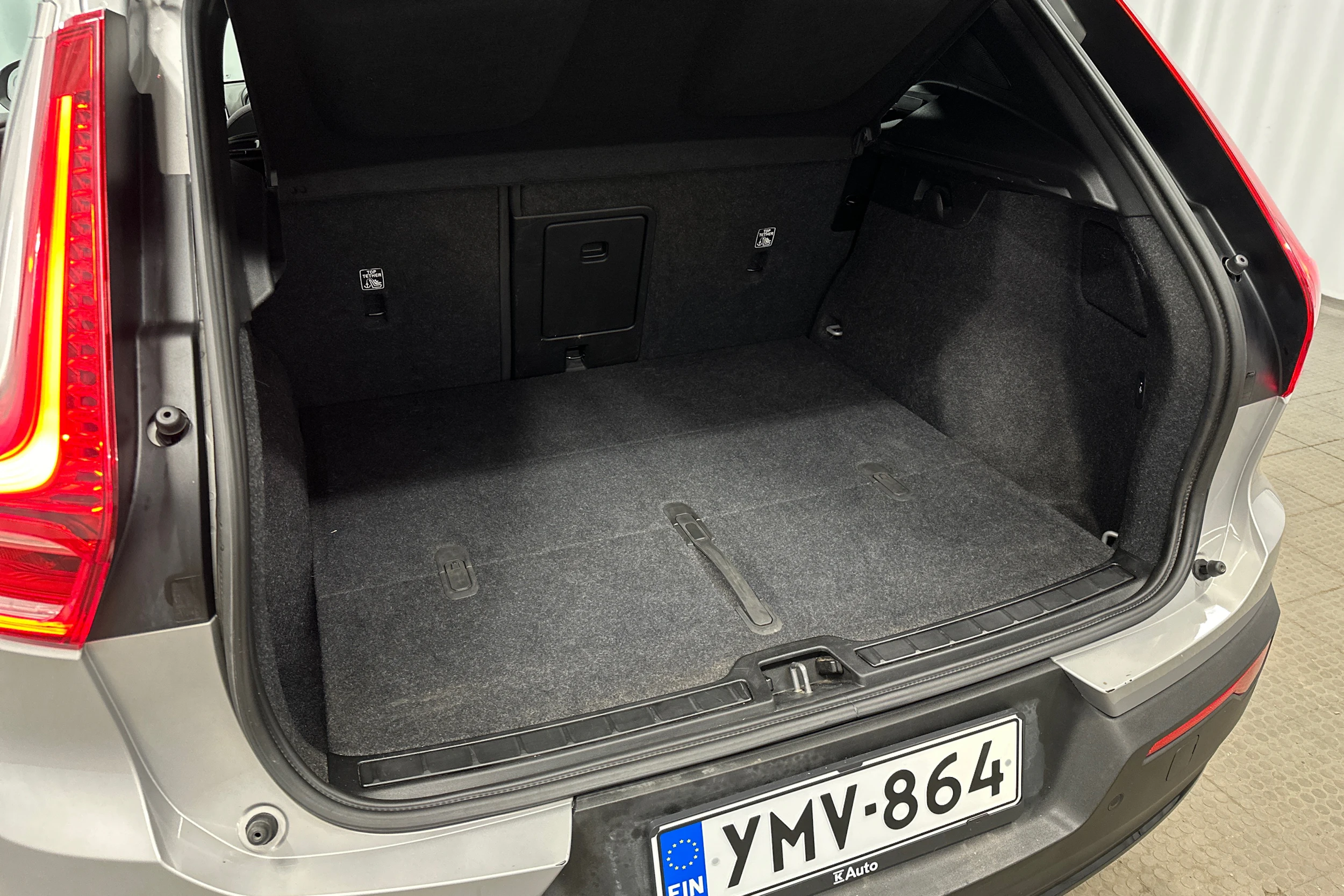 hopea Volvo XC40 2024 kuva 39.