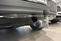 valkoinen Volvo XC40 2024 kuva 19.