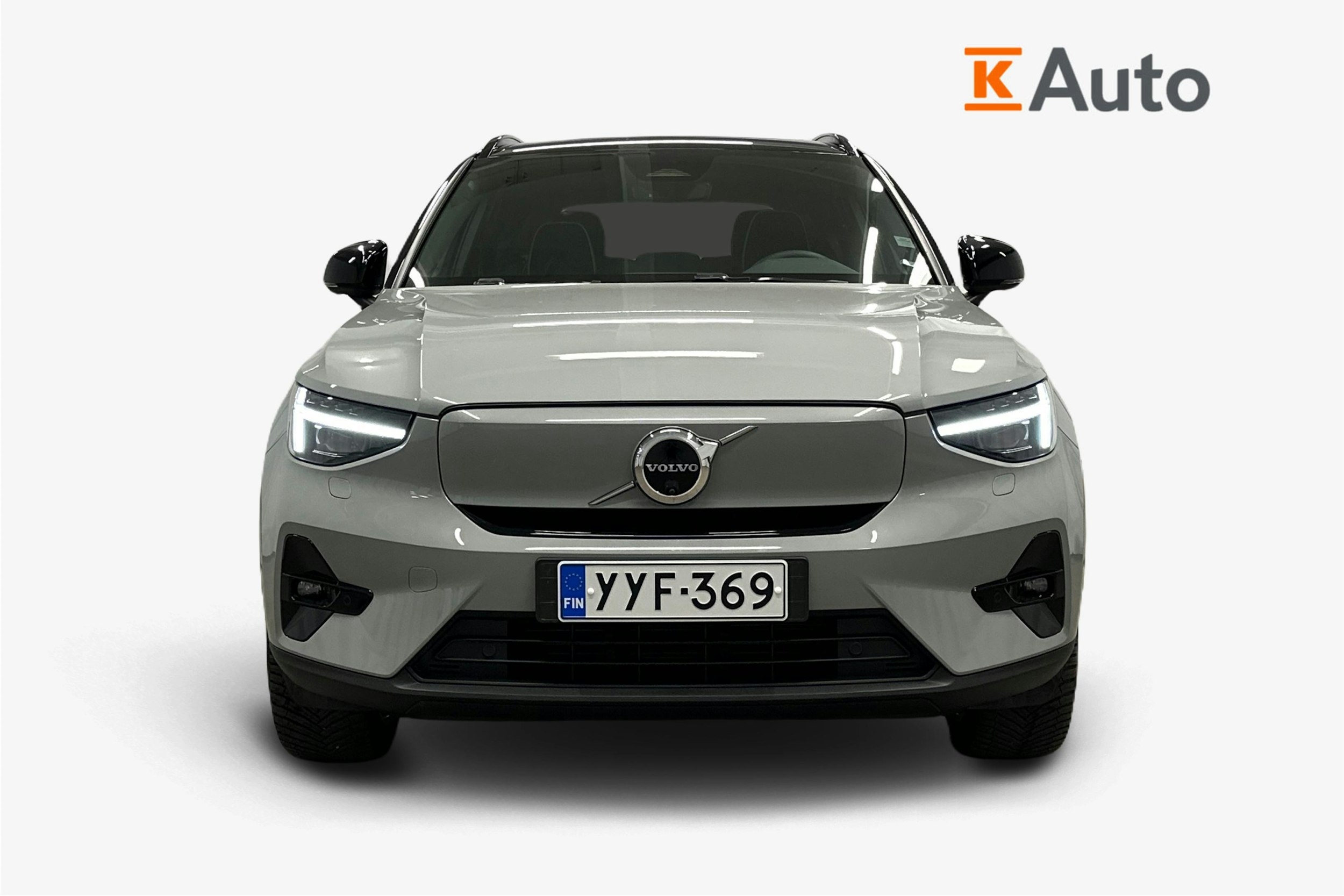 harmaa Volvo XC40 2024 kuva 5.