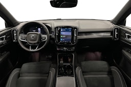 harmaa Volvo XC40 2024 kuva 9.