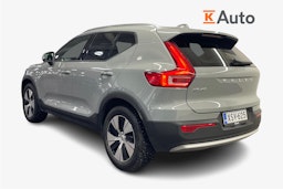 harmaa Volvo XC40 2025 kuva 2.