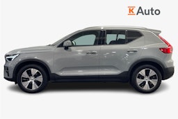 harmaa Volvo XC40 2025 kuva 6.