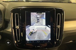 harmaa Volvo XC40 2025 kuva 20.