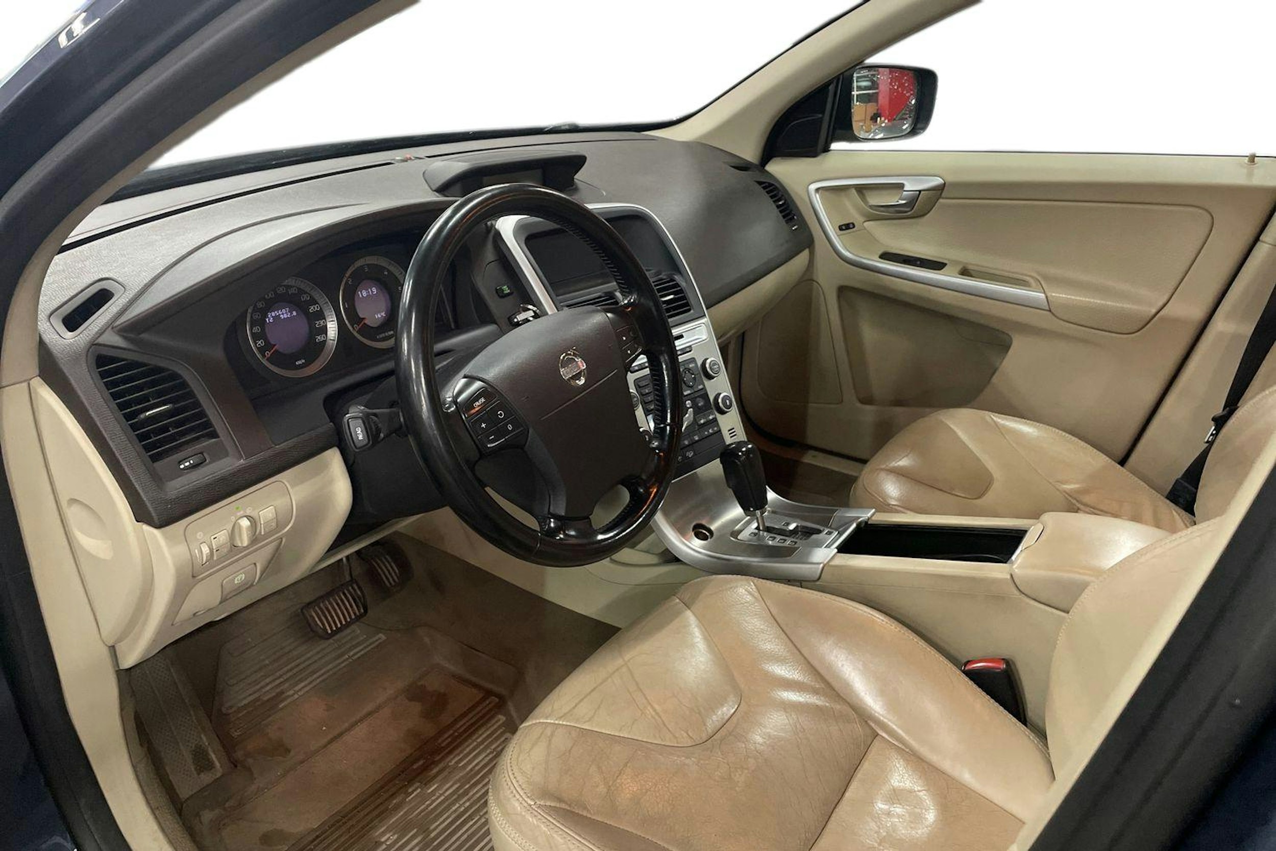 sininen Volvo XC60 2009 kuva 3.