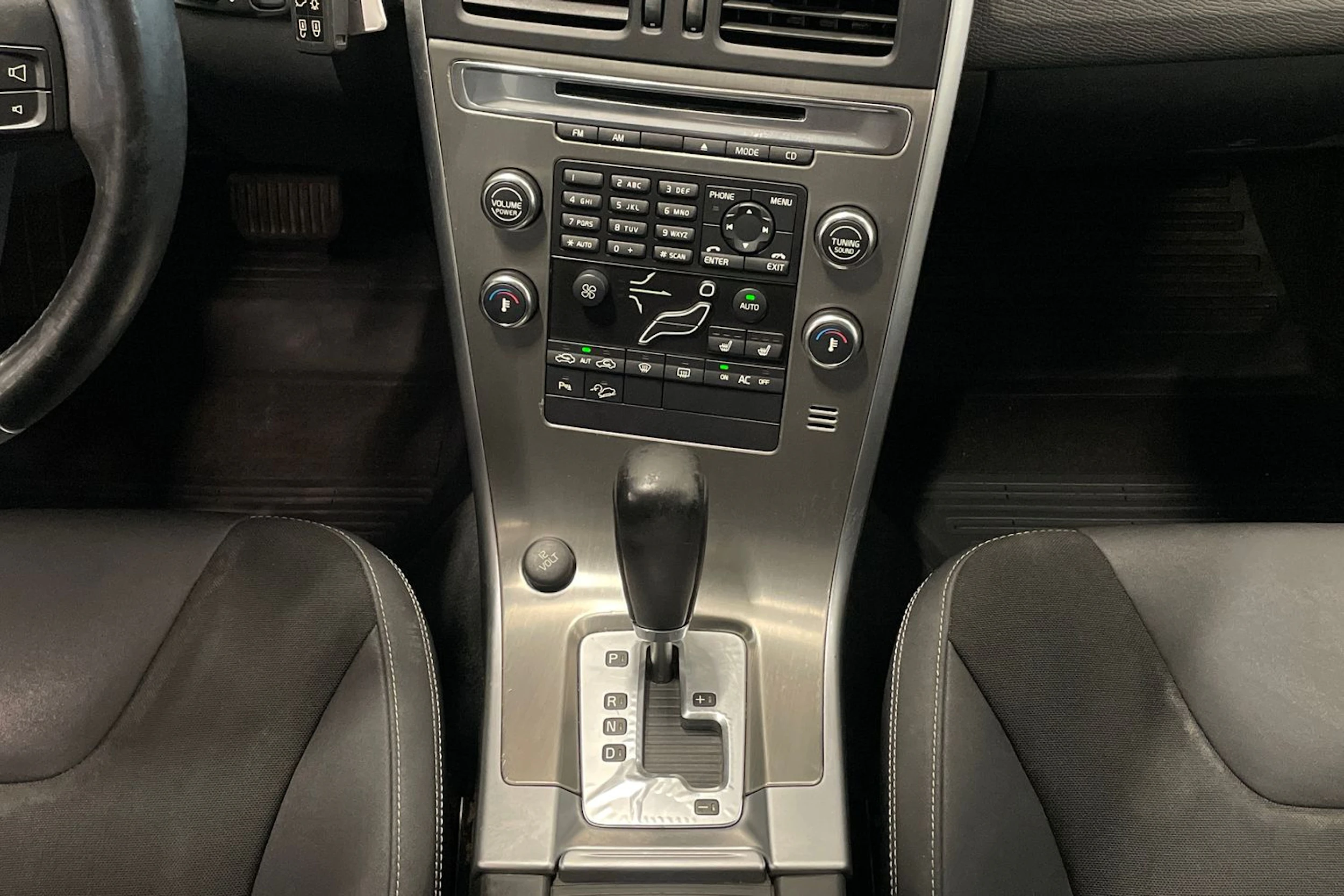ruskea (beige) Volvo XC60 2009 kuva 20.