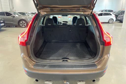 ruskea (beige) Volvo XC60 2009 kuva 22.