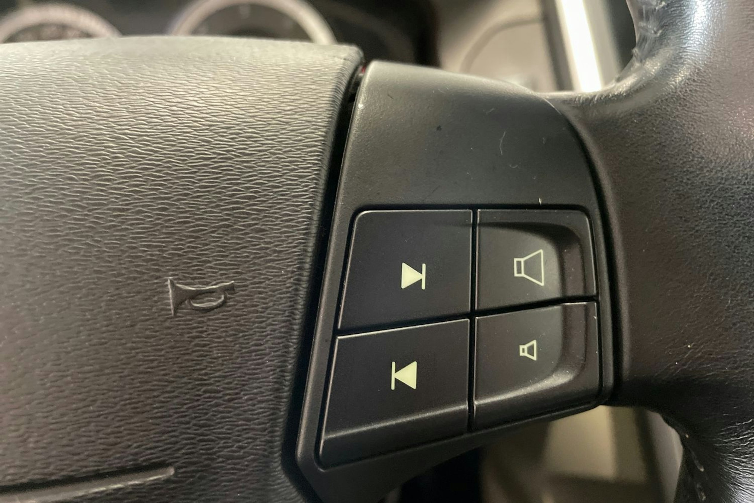 ruskea (beige) Volvo XC60 2009 kuva 17.