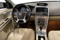 musta Volvo XC60 2009 kuva 9.