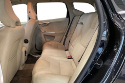 musta Volvo XC60 2009 kuva 10.
