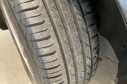 musta Volvo XC60 2009 kuva 14.