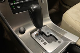 musta Volvo XC60 2009 kuva 23.