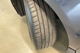 musta Volvo XC60 2009 kuva 13.