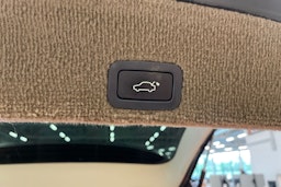 musta Volvo XC60 2009 kuva 16.