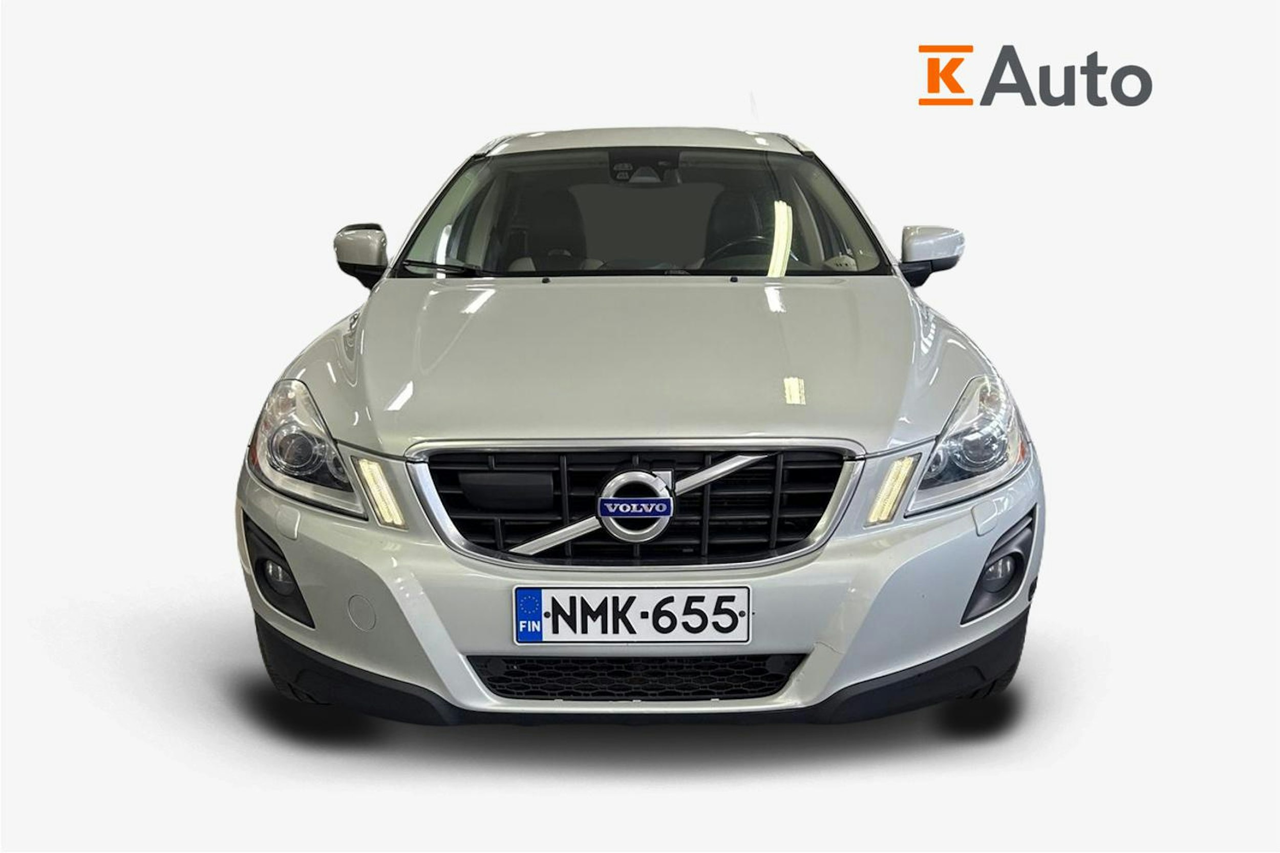 Valkoinen Volvo XC60 2009 kuva 5.