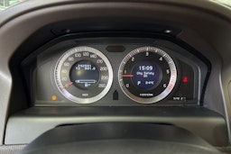 Valkoinen Volvo XC60 2009 kuva 23.