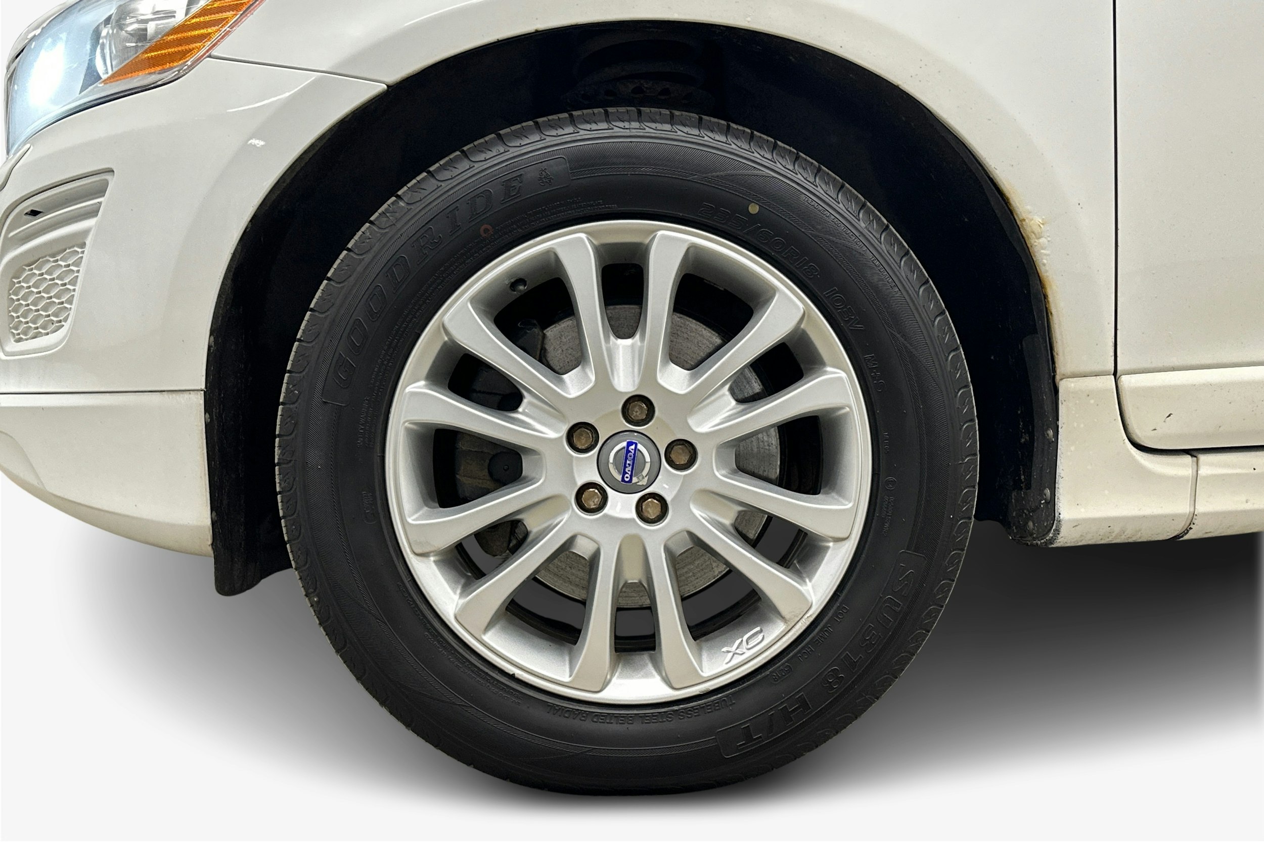valkoinen Volvo XC60 2010 kuva 11.