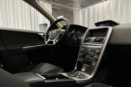 valkoinen Volvo XC60 2010 kuva 22.