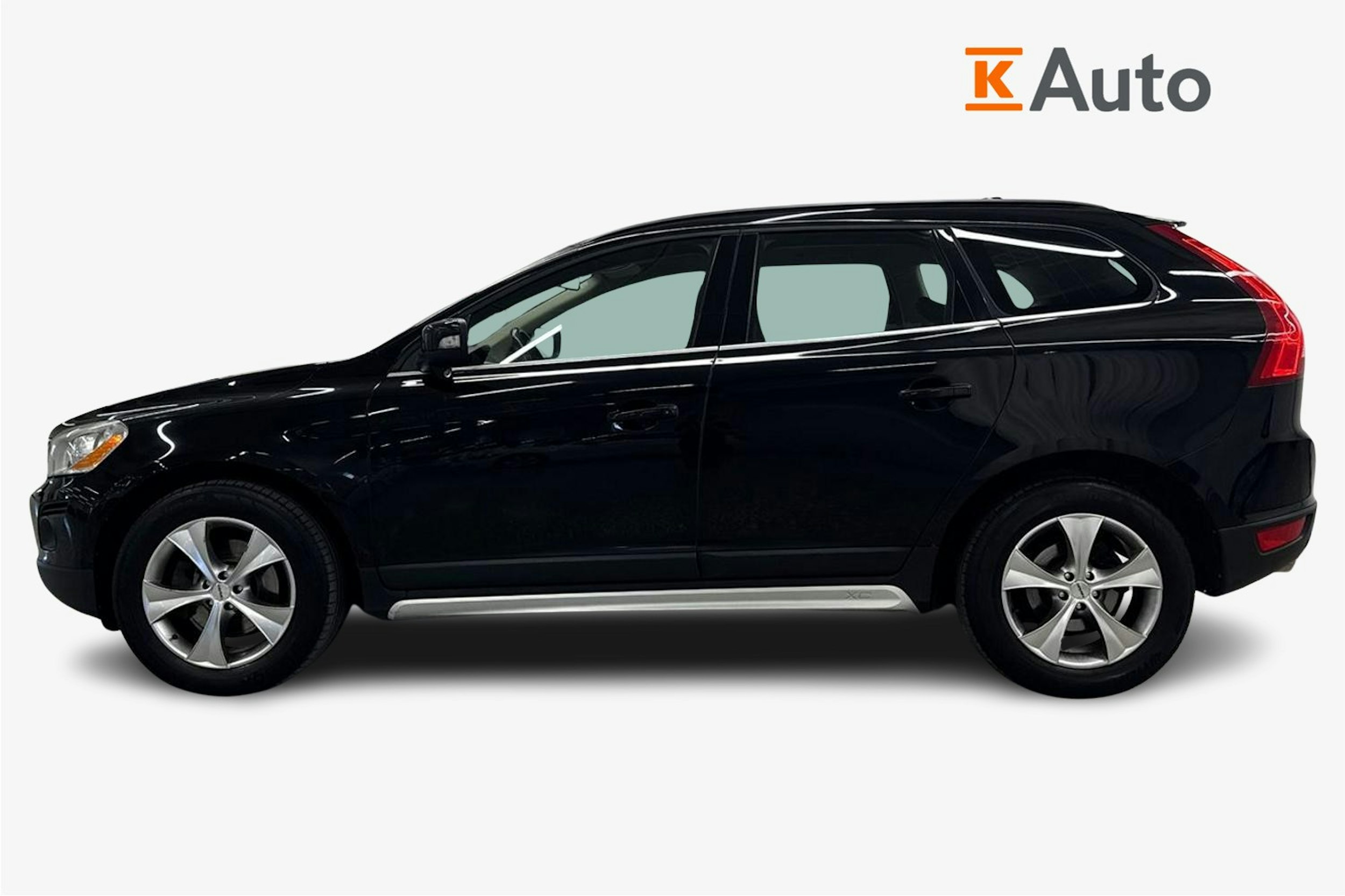 Musta Volvo XC60 2010 kuva 6.