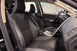 Musta Volvo XC60 2010 kuva 13.