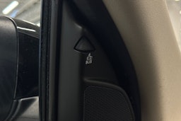 Musta Volvo XC60 2010 kuva 20.