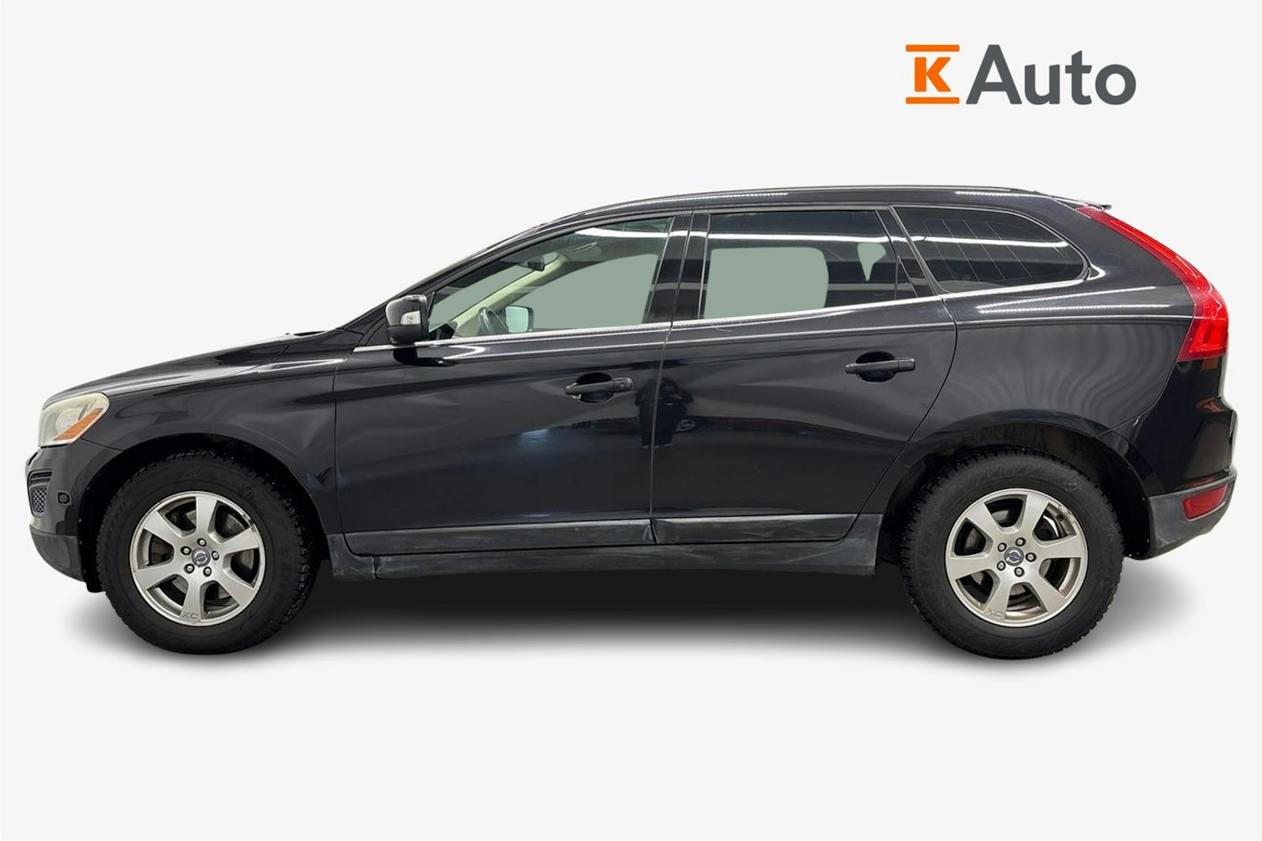 musta Volvo XC60 2011 kuva 6.