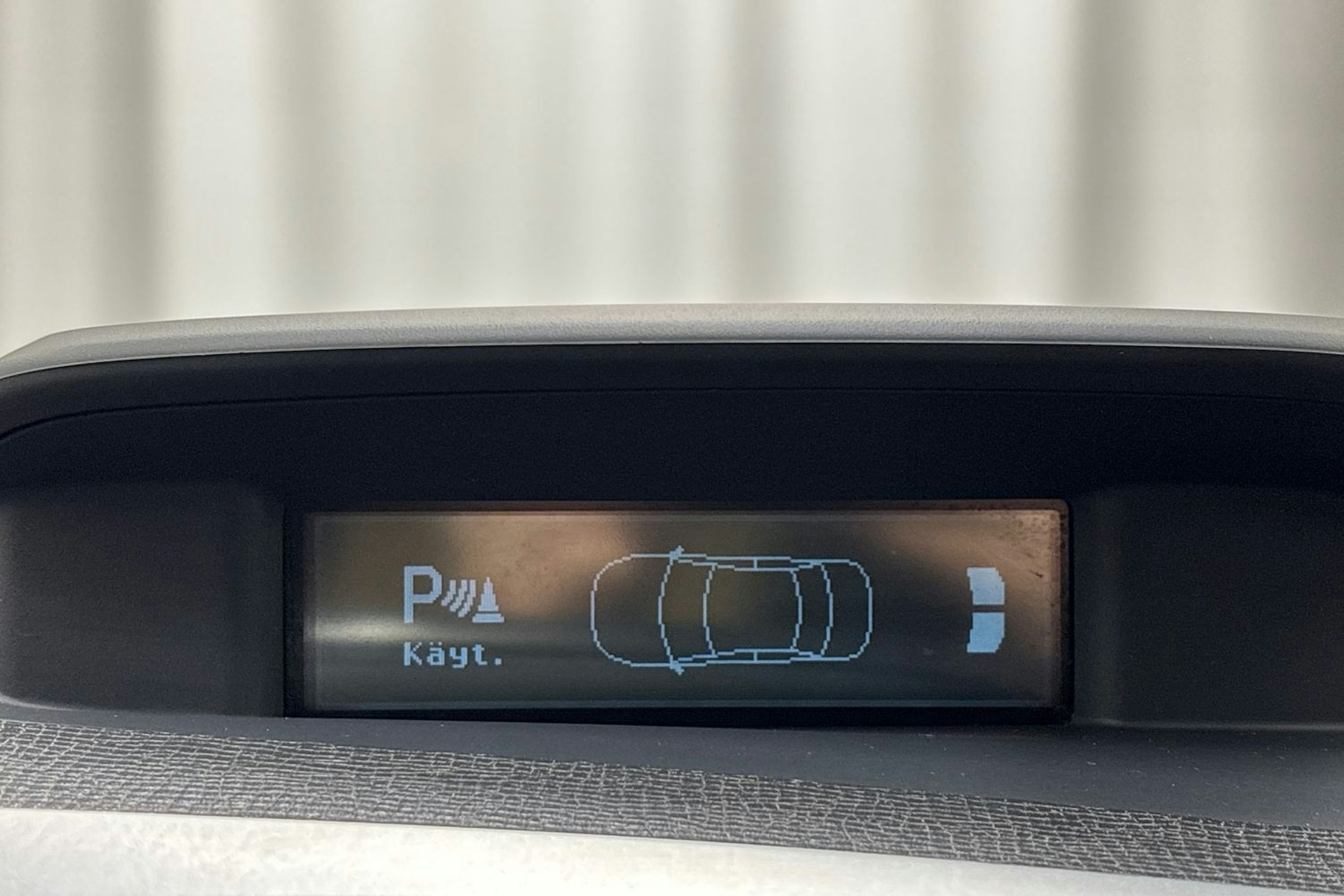 musta Volvo XC60 2011 kuva 20.