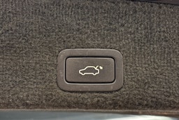 musta Volvo XC60 2011 kuva 23.