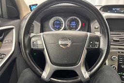 musta Volvo XC60 2010 kuva 11.