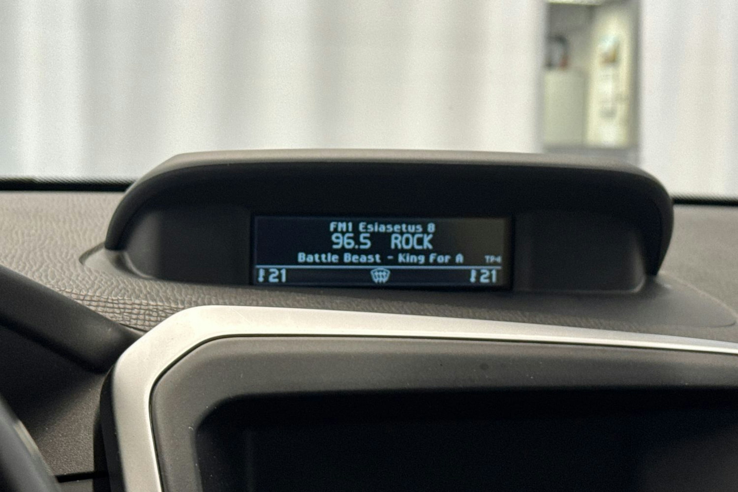 musta Volvo XC60 2010 kuva 15.