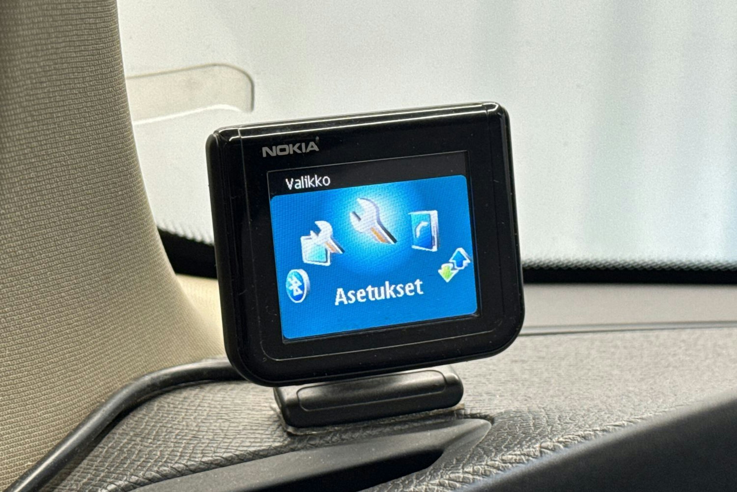 musta Volvo XC60 2010 kuva 20.