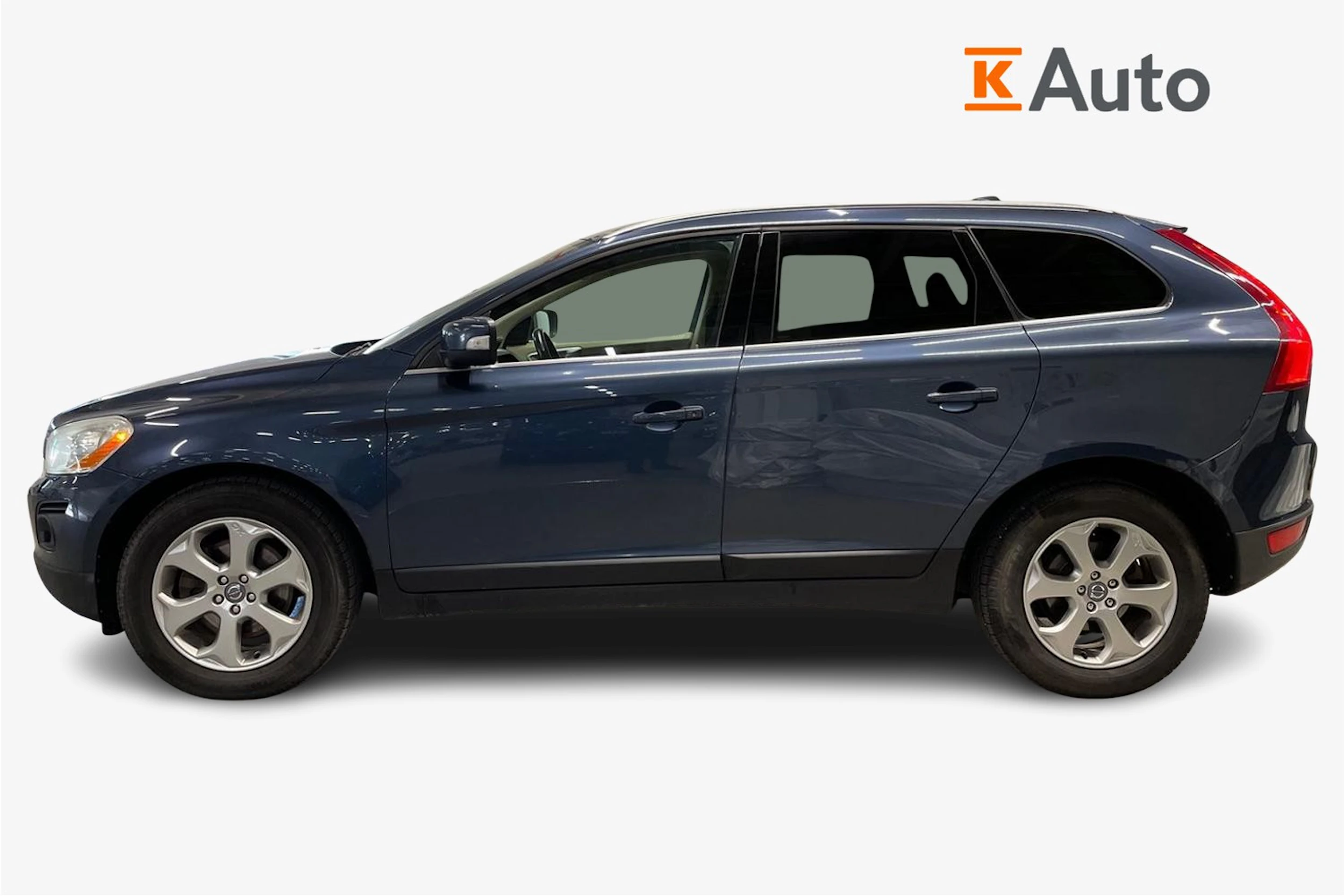 sininen Volvo XC60 2010 kuva 5.
