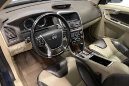 sininen Volvo XC60 2010 kuva 6.