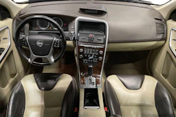 sininen Volvo XC60 2010 kuva 7.