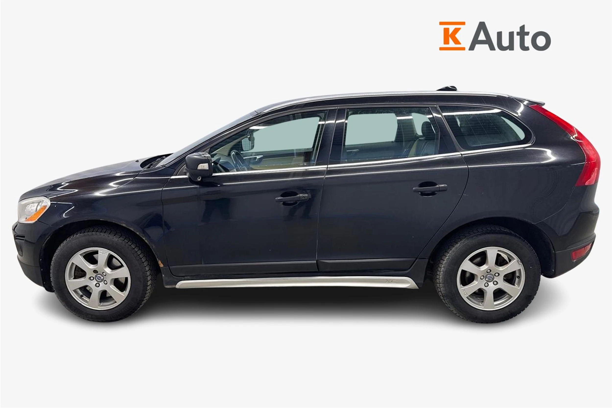 musta Volvo XC60 2010 kuva 5.